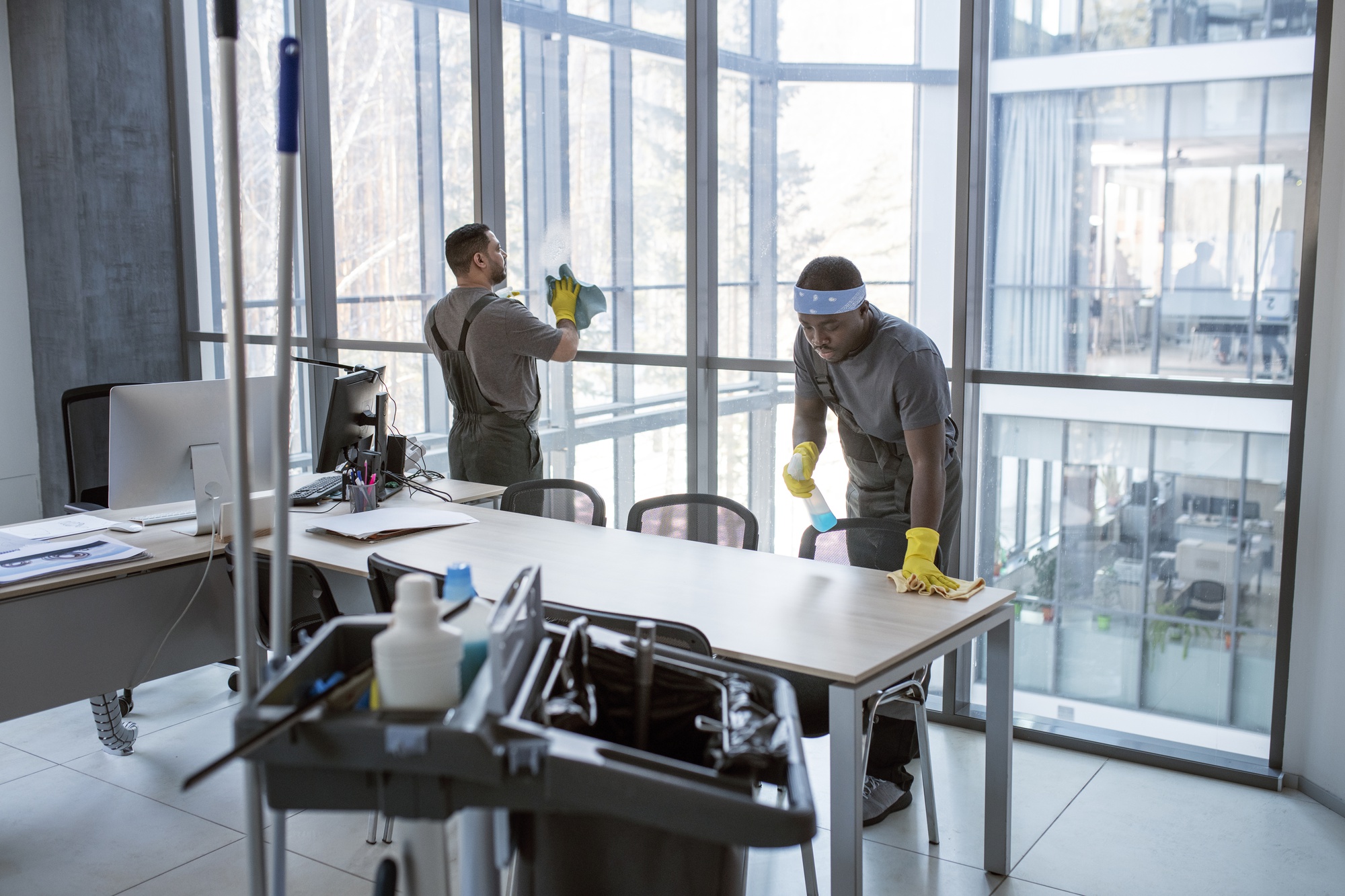 commercial office cleaning service